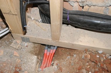 08_08_25_elektriker_02.jpg