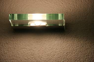 08_12_21_badlampe