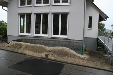 hier muss noch Erde hin