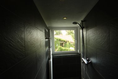 zweite Hälfte / Dusche