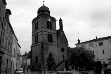 St Niclas, Paray le Monial