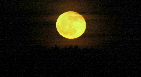 Mond - Wahlwies - 18:23