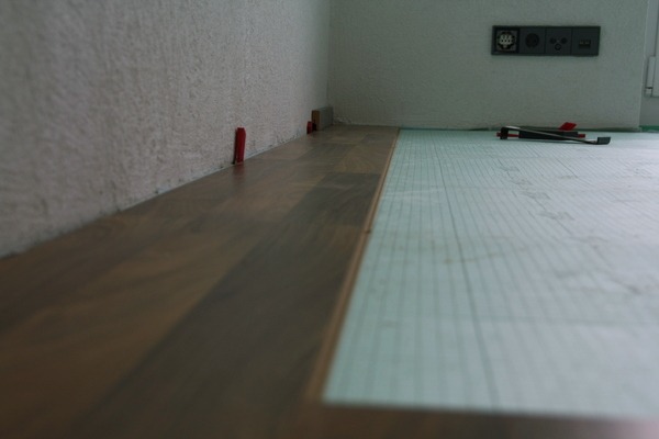 erste Reihe Laminat