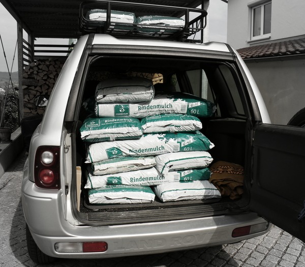 Rindenmulchtransport