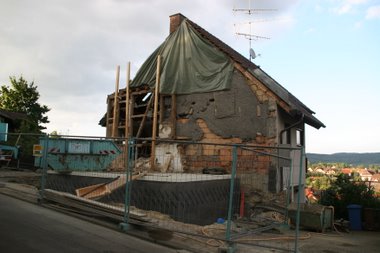 Platz für den Anbau Platz für den Anbau